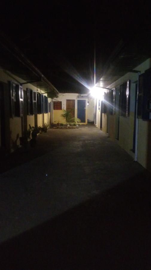 Morrison Hotel. Assis Exterior photo