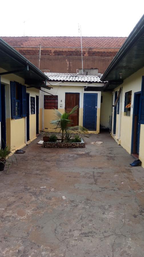 Morrison Hotel. Assis Exterior photo